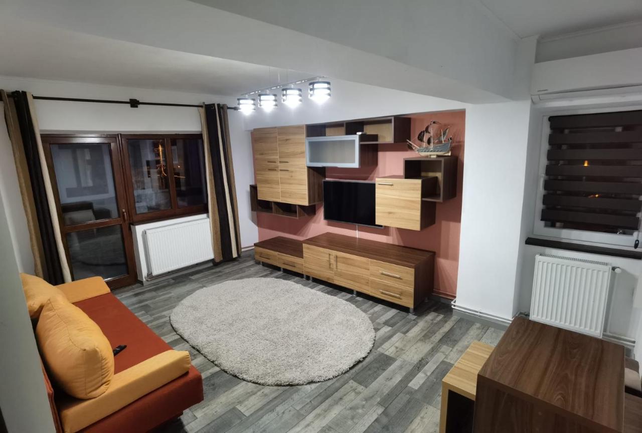 Apartament - Central Târgu Jiu Exteriér fotografie