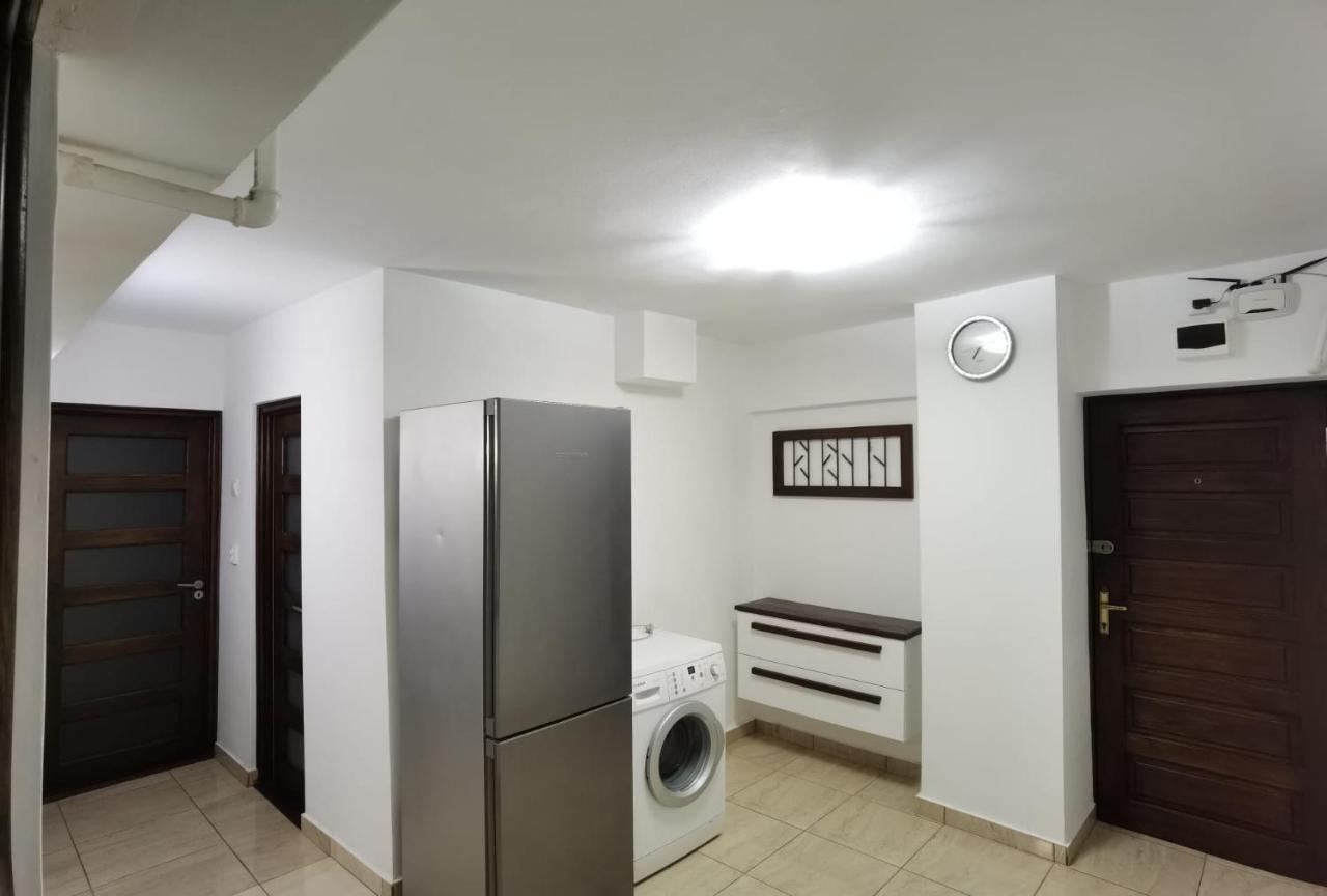 Apartament - Central Târgu Jiu Exteriér fotografie