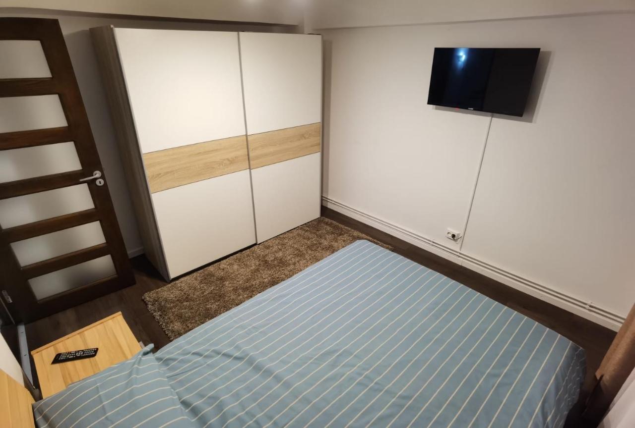 Apartament - Central Târgu Jiu Exteriér fotografie