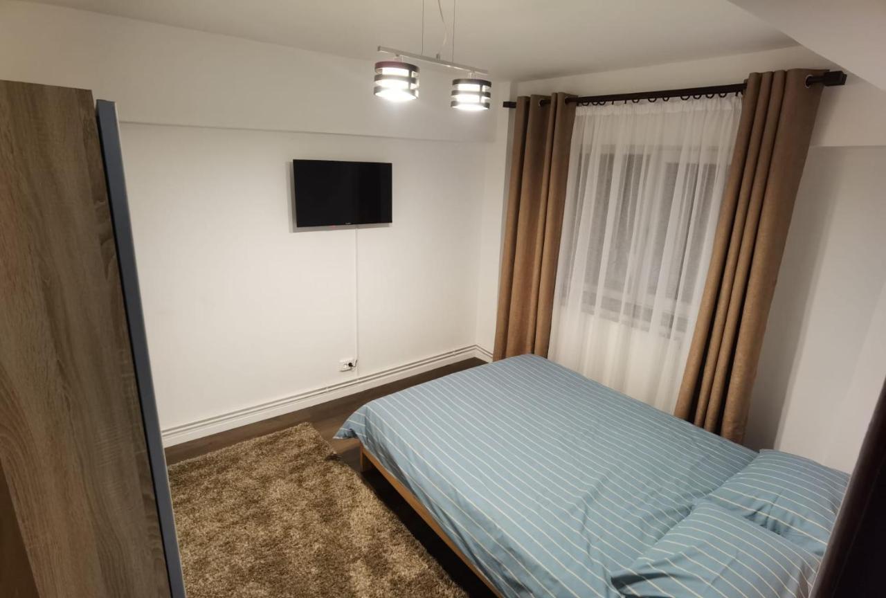 Apartament - Central Târgu Jiu Exteriér fotografie