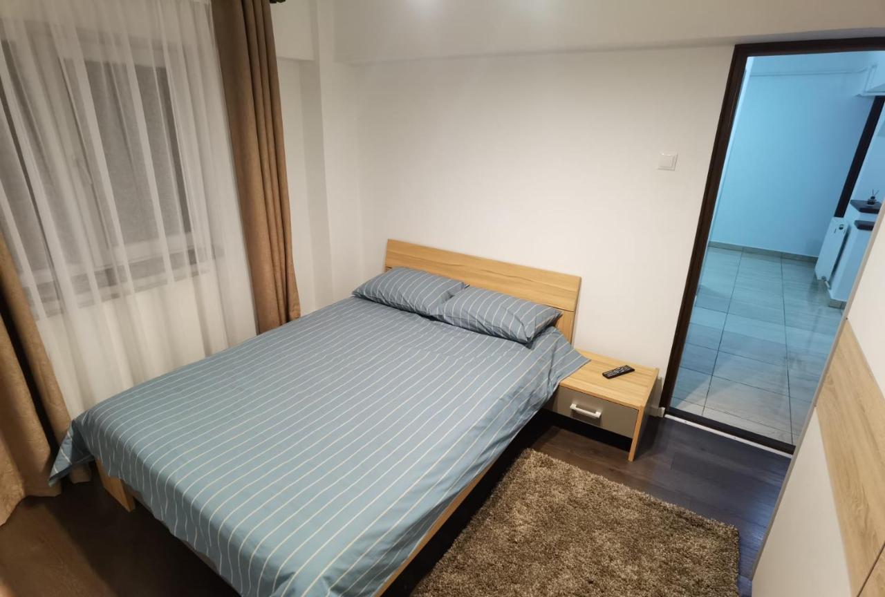 Apartament - Central Târgu Jiu Exteriér fotografie